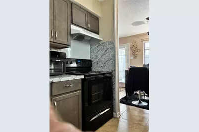1603 N Garrett Avenue #100, Dallas, TX 75206 - Photo 8