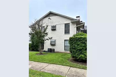 1603 N Garrett Avenue #100, Dallas, TX 75206 - Photo 1