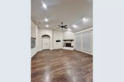 301 Autumnwood Drive, Mansfield, TX 76063 - Photo 12