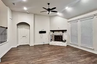 301 Autumn Wood Dr, Mansfield, TX 76063 - Photo 12