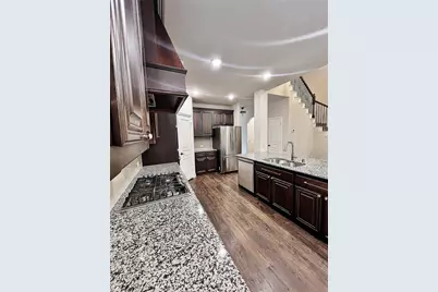 301 Autumnwood Drive, Mansfield, TX 76063 - Photo 8