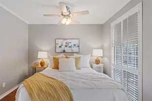 6318 Richmond Ave, Dallas, TX 75214 - Photo 14