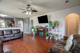 513 Bailer Dr, Crowley, TX 76036 - Photo 12
