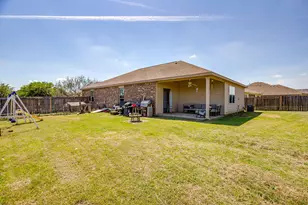 513 Bailer Dr, Crowley, TX 76036 - Photo 32