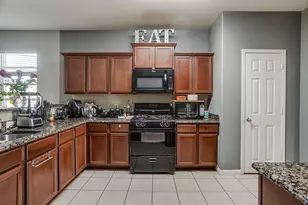 513 Bailer Dr, Crowley, TX 76036 - Photo 10