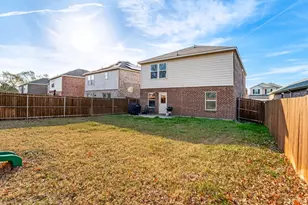 404 Glendale Dr, Van Alstyne, TX 75495 - Photo 4