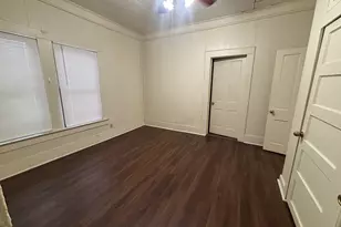 376 W Walters St, Lewisville, TX 75057 - Photo 10