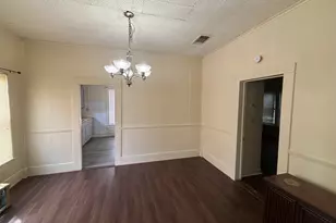 376 W Walters St, Lewisville, TX 75057 - Photo 6