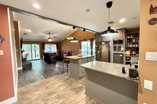 225 California Dr, Glenn Heights, TX 75154 - Photo 8