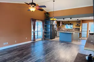 225 California Dr, Glenn Heights, TX 75154 - Photo 12