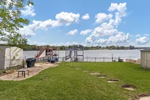 224 Pinoak Dr, Mabank, TX 75156 - Photo 30