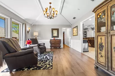9426 Hillview Drive, Dallas, TX 75231 - Photo 20
