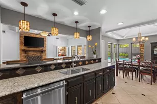 9426 Hill View Dr, Dallas, TX 75231 - Photo 14
