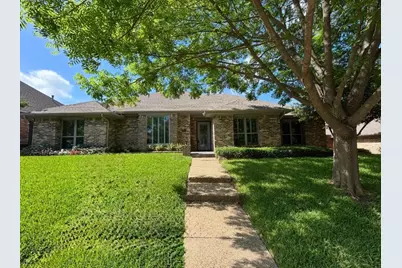 9426 Hillview Drive, Dallas, TX 75231 - Photo 2