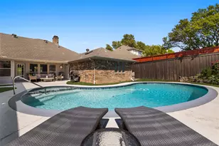 9426 Hill View Dr, Dallas, TX 75231 - Photo 36