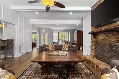 9426 Hillview Drive, Dallas, TX 75231 - Photo 8