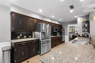 9426 Hill View Dr, Dallas, TX 75231 - Photo 16