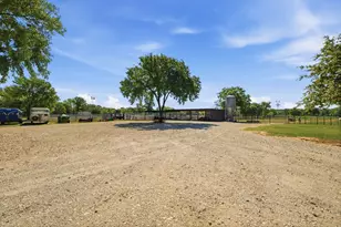 10642 FM 902, Collinsville, TX 76233 - Photo 30