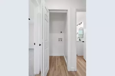 328 W Burton Street, Sherman, TX 75092 - Photo 18