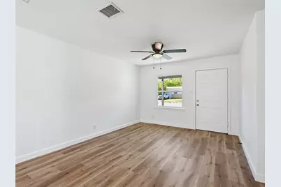 328 W Burton Street, Sherman, TX 75092 - Photo 8