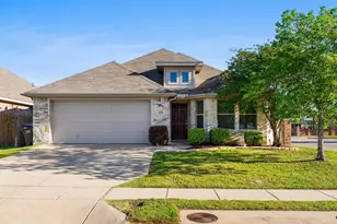 400 Elk Run Dr, Fort Worth, TX 76140 - Photo 1