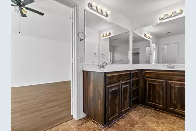 400 Elk Run Drive, Fort Worth, TX 76140 - Photo 22