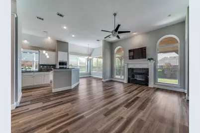 2715 Creek Crossing Drive, McKinney, TX 75072 - Photo 10