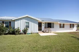 1000 Broadway, Newcastle, TX 76372 - Photo 2