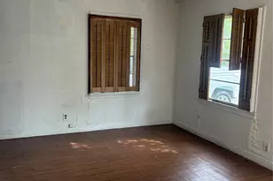 325 N Wood St, Denton, TX 76209 - Photo 24