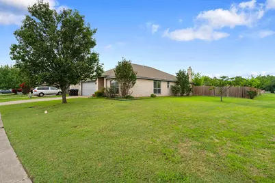 100 Lipan Street, Greenville, TX 75402 - Photo 2