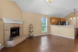 100 Lipan St, Greenville, TX 75402 - Photo 16