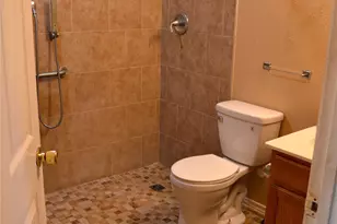 100 Lipan St, Greenville, TX 75402 - Photo 16