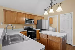 100 Lipan St, Greenville, TX 75402 - Photo 14