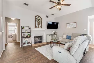 1180 Kachina Ln, Fort Worth, TX 76052 - Photo 6