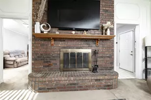 193 Simmons Dr, Coppell, TX 75019 - Photo 12