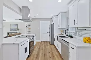 8635 Strathmore Dr, Dallas, TX 75238 - Photo 10