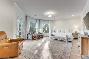 9122 Cochran Heights Dr, Dallas, TX 75220 - Photo 16