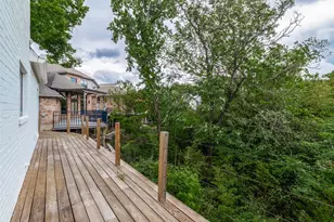 9122 Cochran Heights Dr, Dallas, TX 75220 - Photo 26