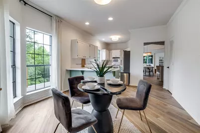 9122 Cochran Heights Drive, Dallas, TX 75220 - Photo 12