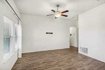 5340 Brentlawn Drive, Fort Worth, TX 76179 - Photo 8