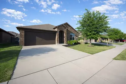 2632 Gains Mill Drive, Fort Worth, TX 76123 - Photo 2