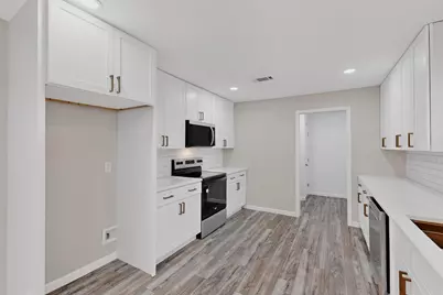 10833 Palace Way, Dallas, TX 75218 - Photo 6