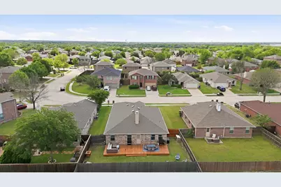 1637 Fieldstone Drive, Little Elm, TX 75068 - Photo 38