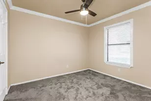 3172 Harbinger Ln, Dallas, TX 75287 - Photo 18