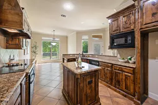 9300 Wood Duck Dr, Fort Worth, TX 76118 - Photo 12