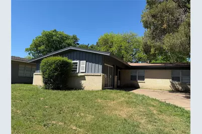 2800 W Fuller Avenue, Fort Worth, TX 76133 - Photo 1