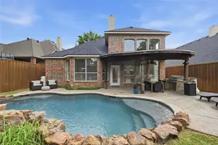 4232 Sharondale Dr, Flower Mound, TX 75022 - Photo 2