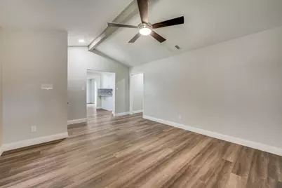 6207 Patriotic Court, Arlington, TX 76002 - Photo 6