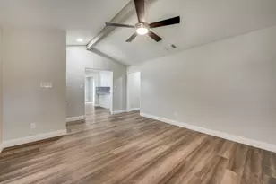 6207 Patriotic Ct, Arlington, TX 76002 - Photo 6