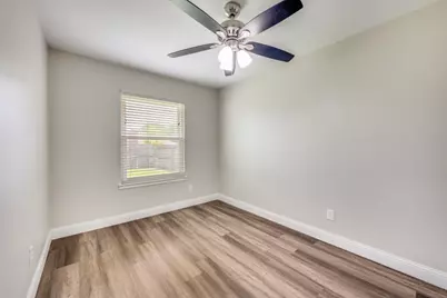 6207 Patriotic Court, Arlington, TX 76002 - Photo 18